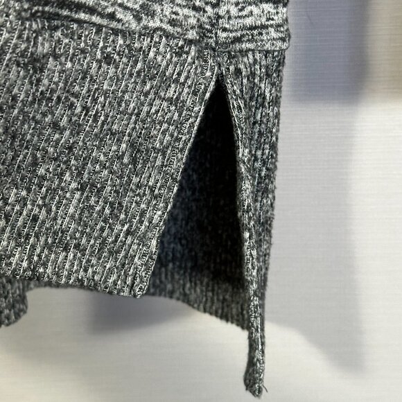 GAP Sweater Womens XS Gray Stretch Knit Turtleneck Pullover Hi Low Split Hem - Picture 4 of 8